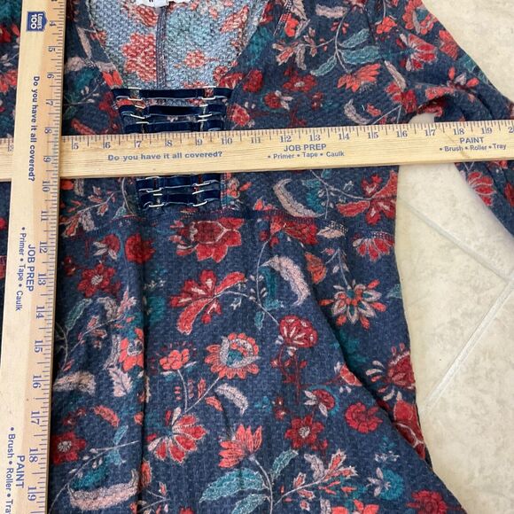 William Rast Blouse top Women's size L Lace-Up Henley Boho LS distressed raw hem - Picture 10 of 13